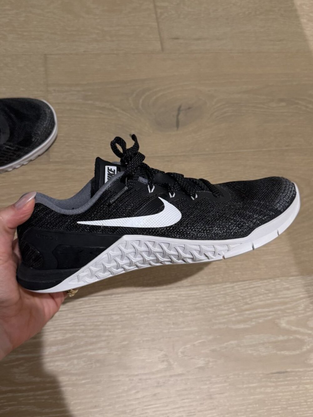 Nike Metcon 3 Women's Black White Training Shoes 849807-001